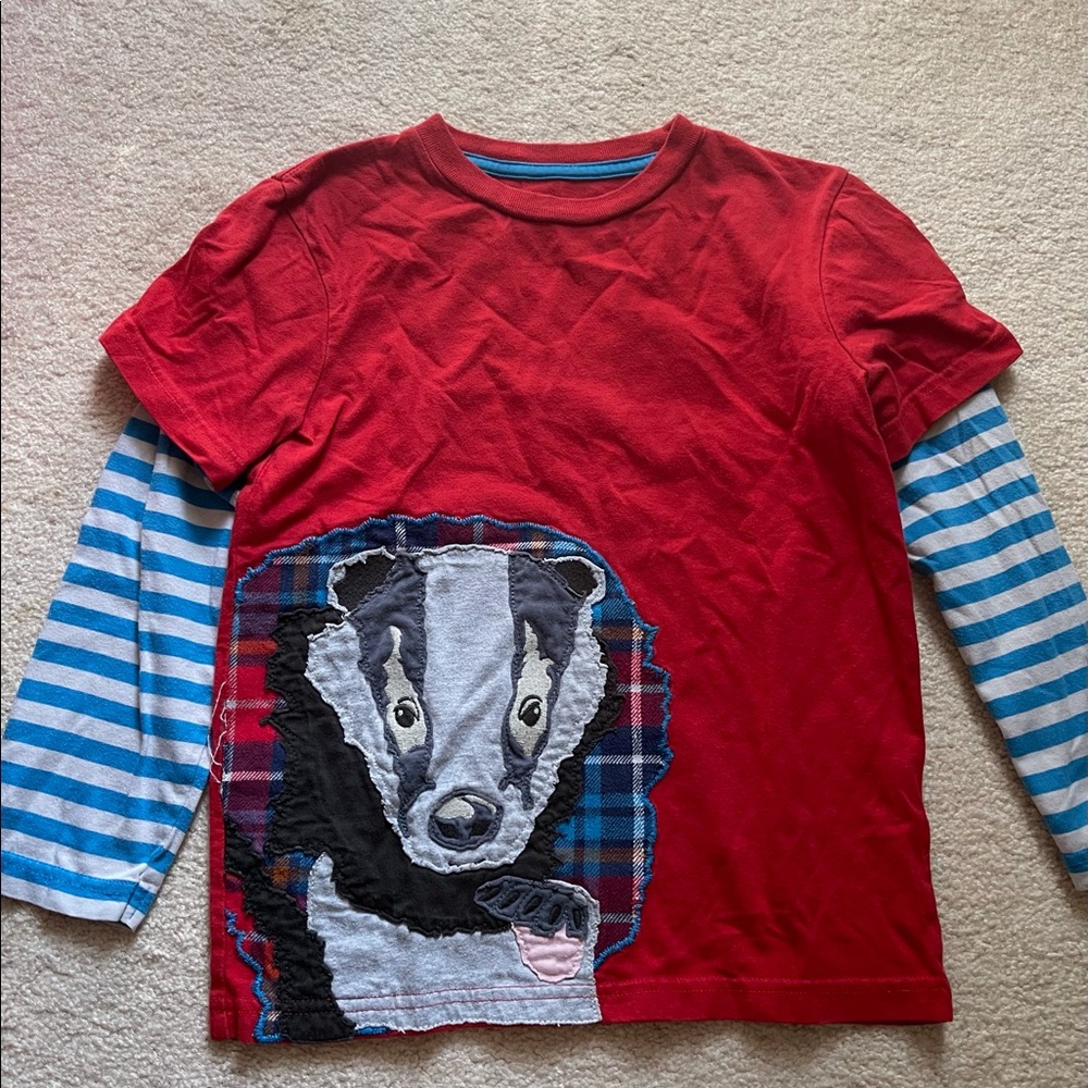 Used boys mini Boden 8/9 full sleeve tshirt